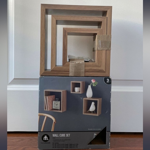 Wall Cube Set / Floating Wall Shelf Cubes - 3 Piece - Picture 5 of 10